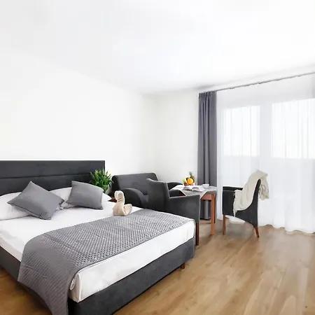 Jerry * Jastrzębia Góra