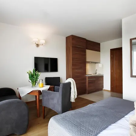 Jerry Apartment