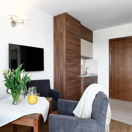 Jerry Apartment